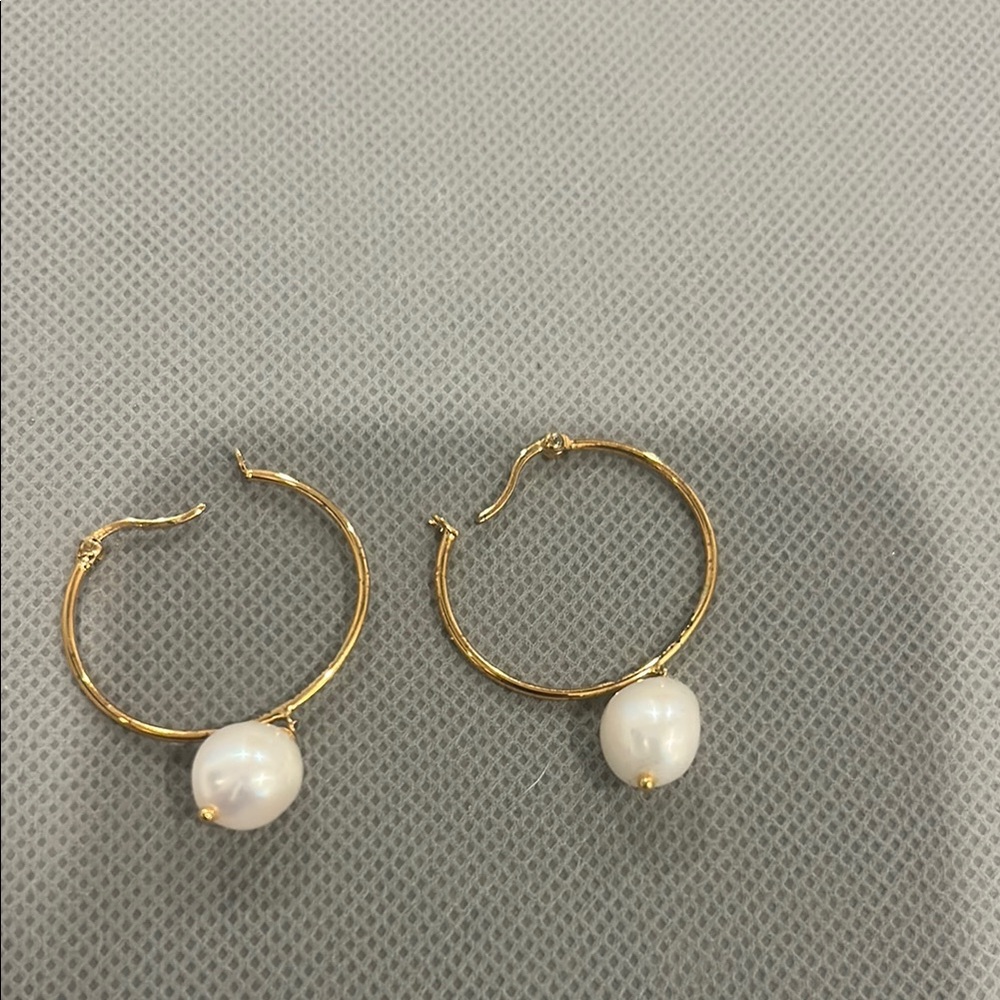 Elegant Gold Pearl Hoop Earrings